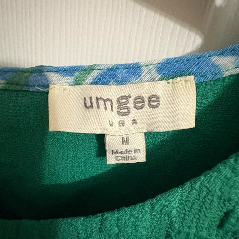 Umgee Vibrant Green Textured Dress, size M‎